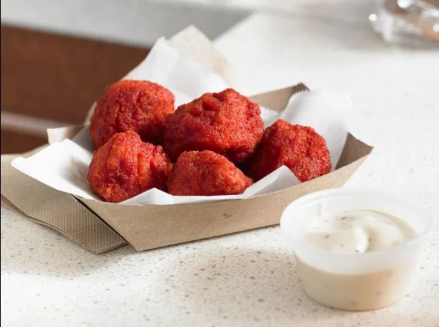 Honey Sriracha Boneless Wings With Dipping Sauce Recipe