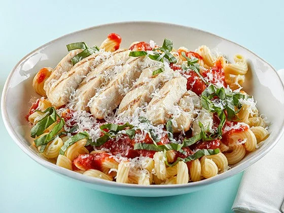 Chicken cavatappi with marinara sauce