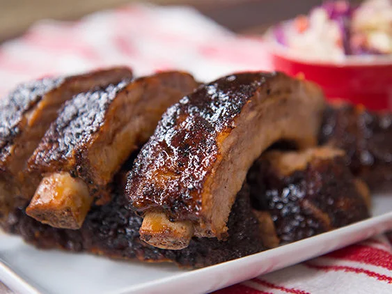 baby back ribs on a plate